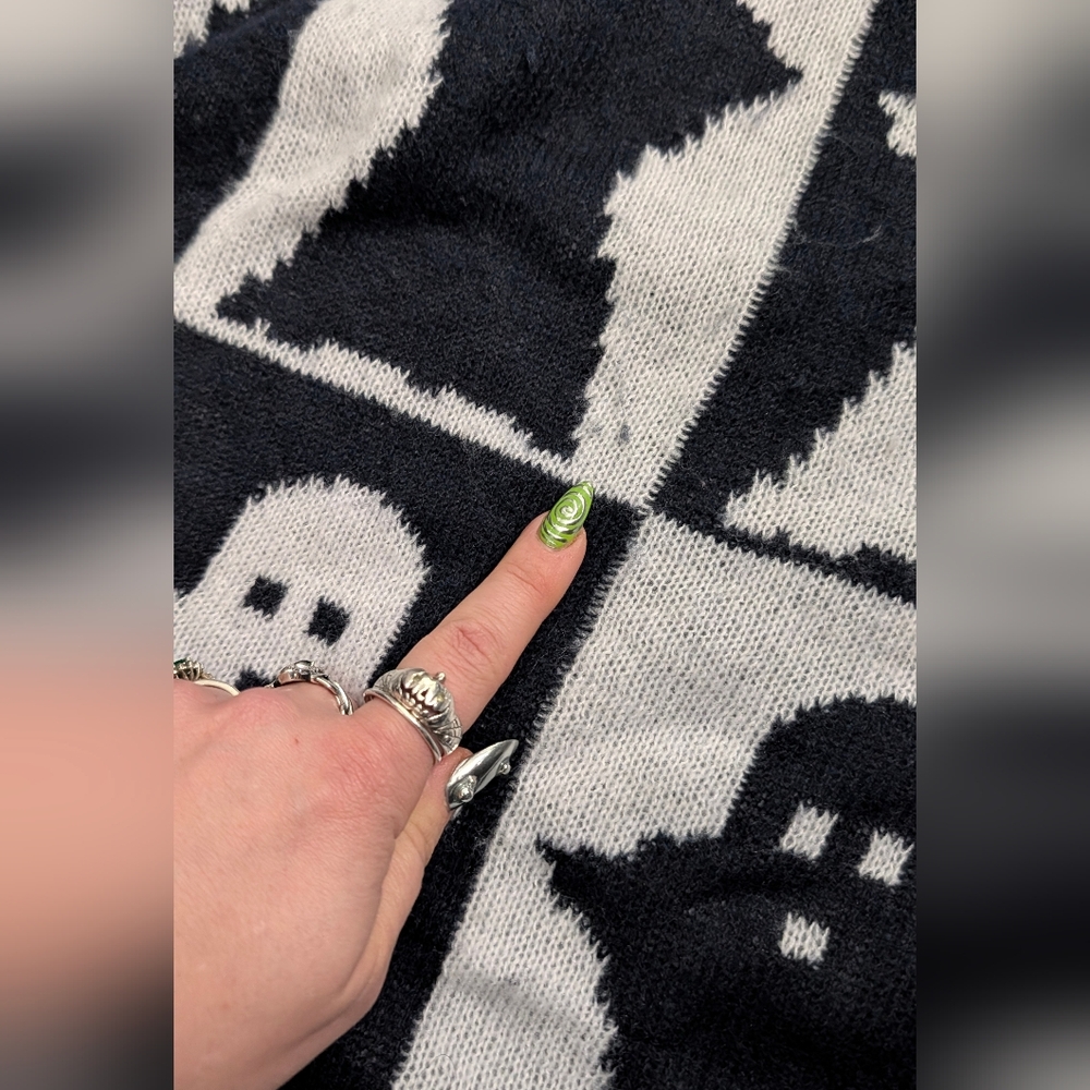Ghost Checkerboard Sweater Black White Spooky Goth Halloween Knit Large - Picture 8 of 13